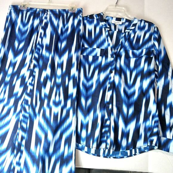 Calvin Klein Size Small Top & Pants Set , Womens Abstacts Blue Light Weight Suit - Picture 1 of 7